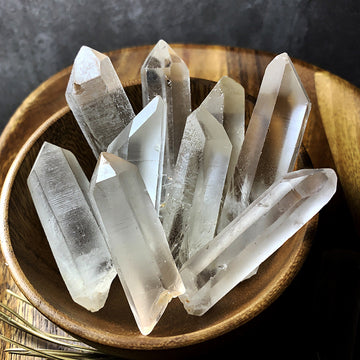 Natural White Crystal Column Original Stone Crystal Arrays Limria Seeds