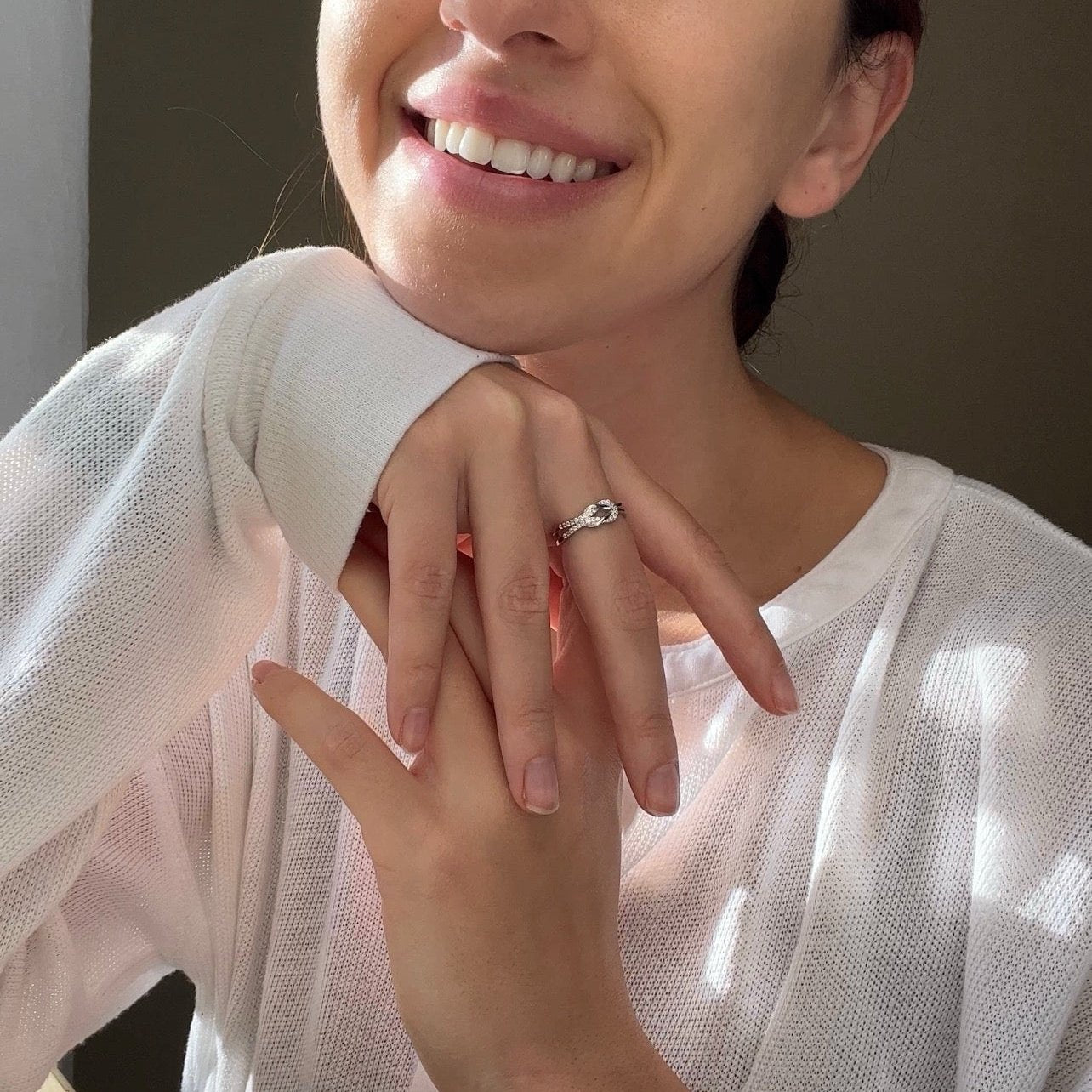 Mother & Daughter Square Knot Engraved Ring