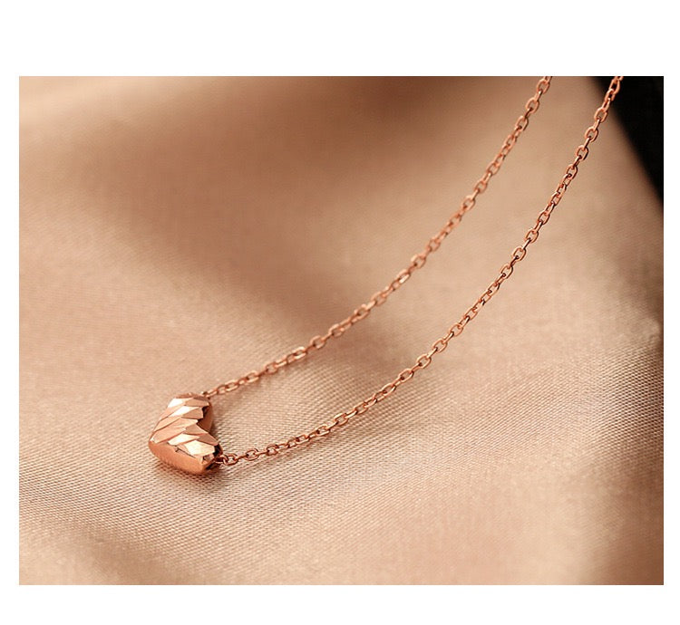 Cute Sparkling Heart Necklace- Mother's Day Gift ❤️