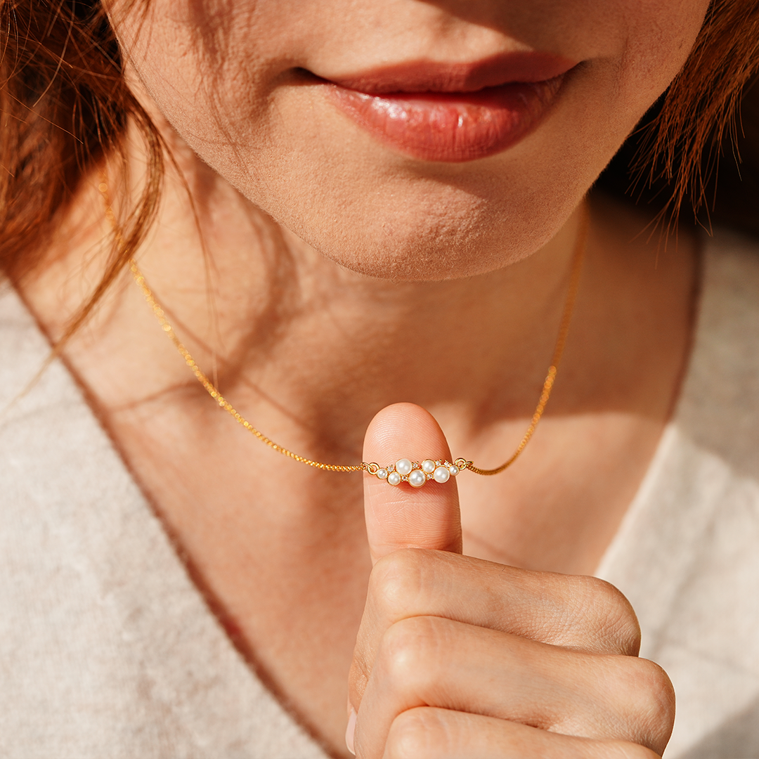 Mom Holds Everything Together Pearl Necklace